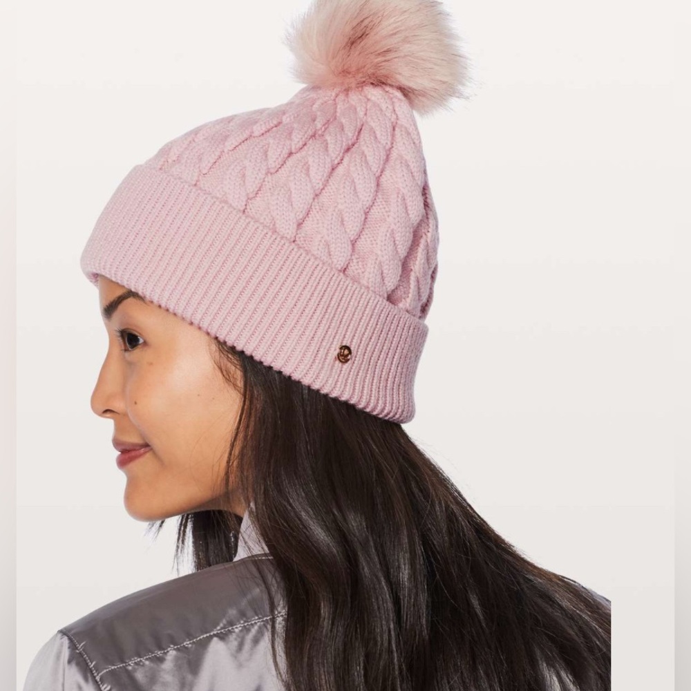 Lululemon Wool Be Toasty Toque Hat Pink 100% Merino Wool